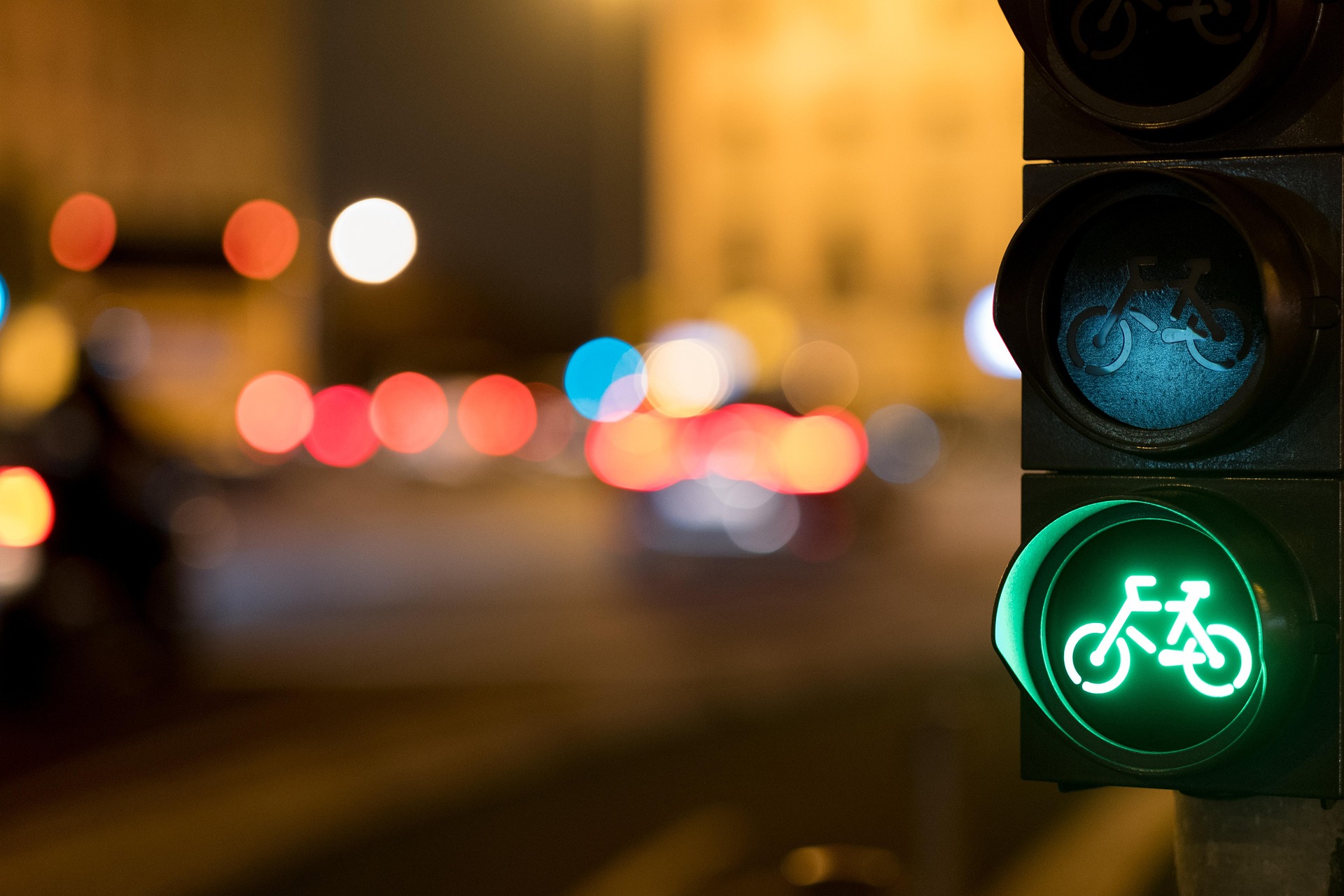 A bicycle traffic light is green